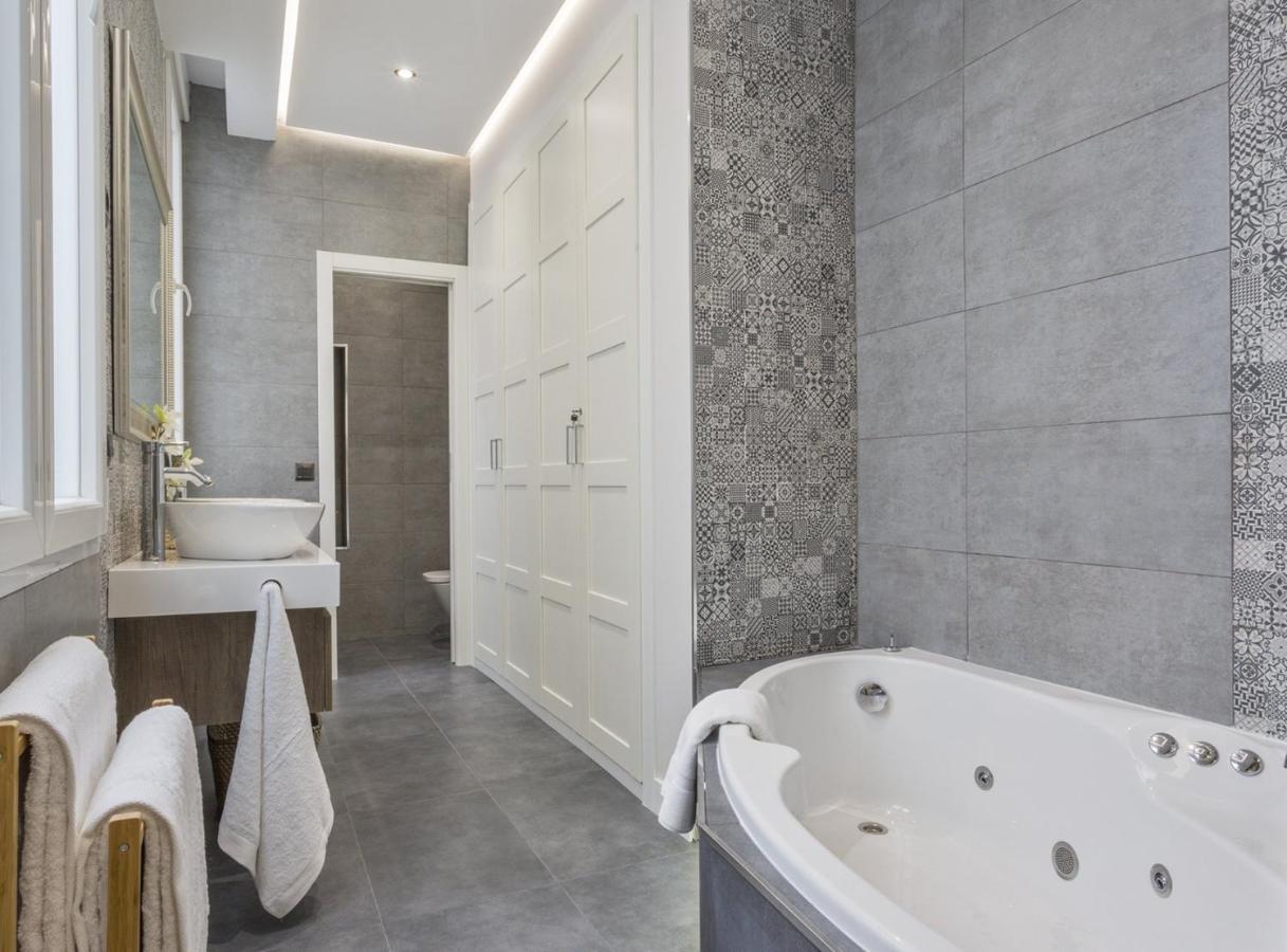 Charming City Center Apartment For 4 Perfect Location, Espoz Y Mina III Madrid Extérieur photo
