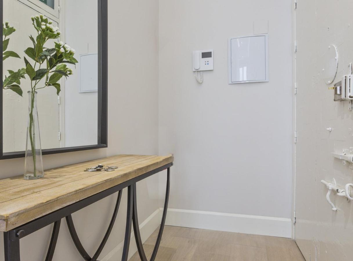 Charming City Center Apartment For 4 Perfect Location, Espoz Y Mina III Madrid Extérieur photo